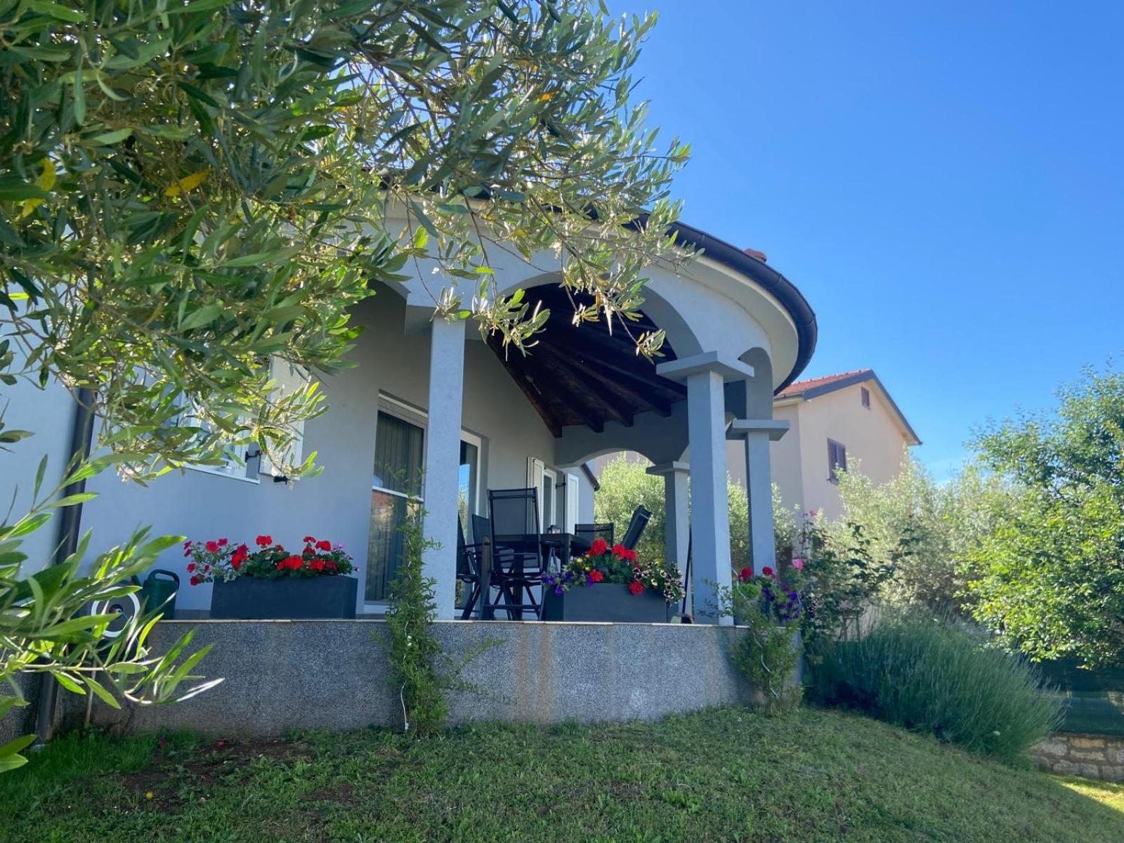 Holiday Home Mihaela Višnjan Exterior foto